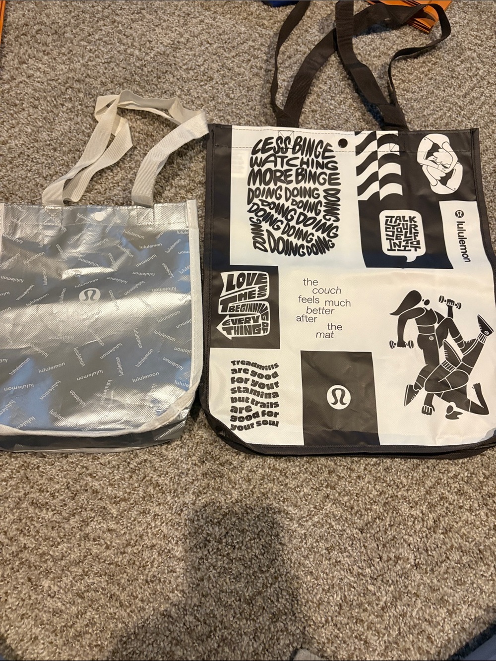 lululemon athletica Black and White Graphic Tote Set